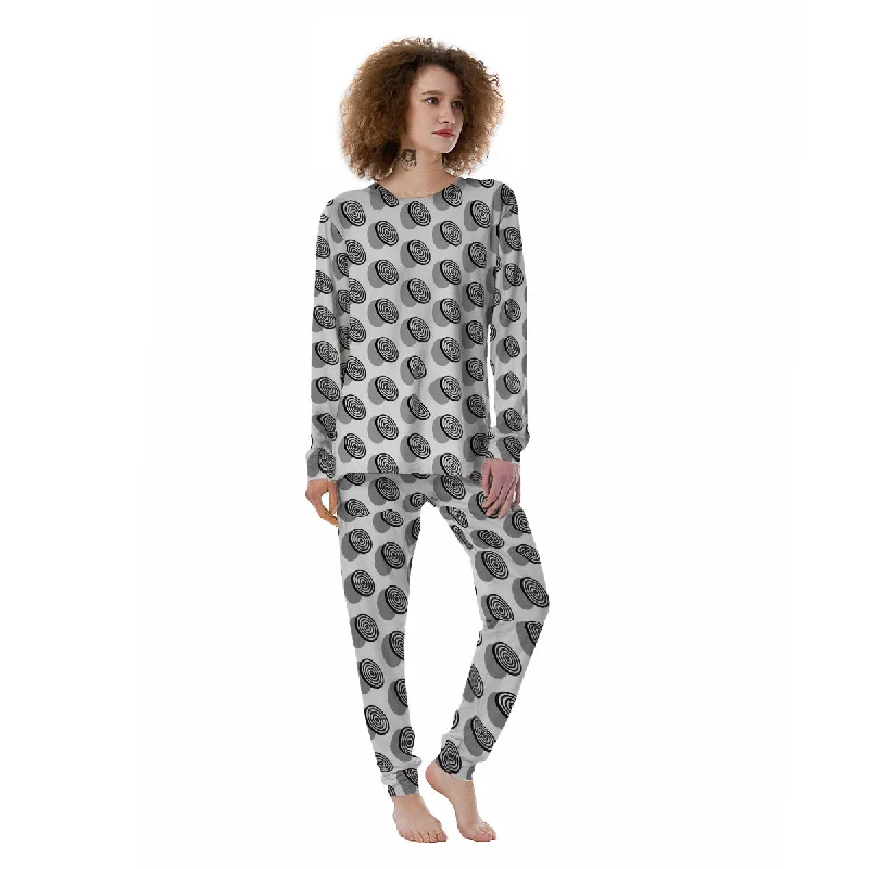 Dartboard White And Black Print Pattern Women's Pajamas Expensive pajama sets